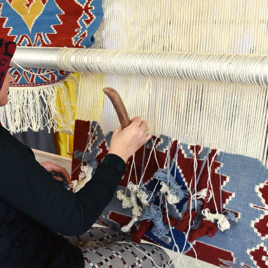 Günlerin Şahidi Karakeçili Kilimi